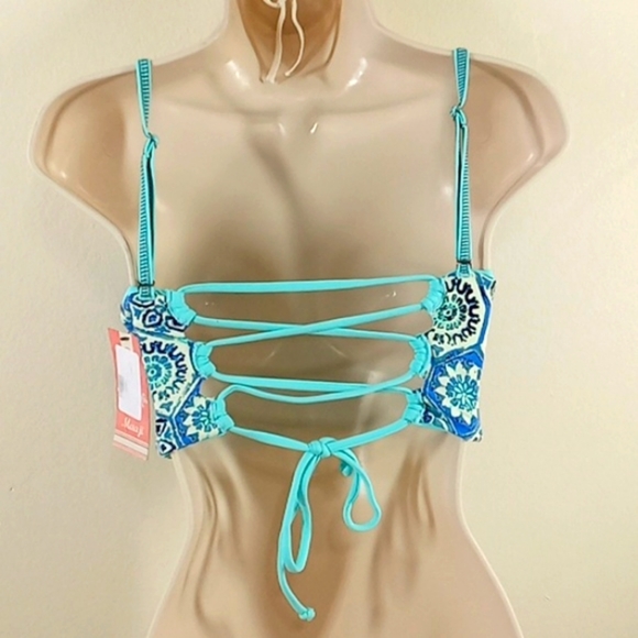 NEW MAAJI REVERSIBLE Bikini Top Blue Aqua MEDIUM Swim Vacation Summer Beach - Picture 3 of 7